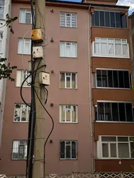 Elazığ'da balkondan düşen 17 yaşındaki kız ağır yaralandı