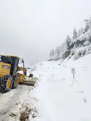 Van'da kar esareti : 30 yerleşim birimine ulaşım sağlanamıyor