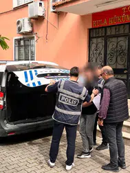 Manisa'da silahla tehdit suçundan aranan şahıs yakalandı