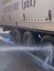 Antalya'da seyir halindeki tırda yangın çıktı