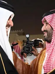 Katar ve Suudi Arabistan liderlerinden kritik telefon görüşmesi