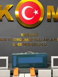Kırşehir'de kaçakçılık : Çok sayıda kaçak ürün ele geçirildi