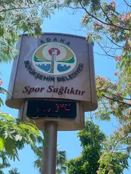 Adana'da sıcaklık rekoru : 39 dereceyi gören termometre arızalandı