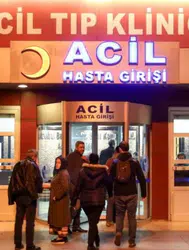 İzmir Konak’ta eğlence mekanında bıçaklı kavga : 1 ölü, 1 yaralı
