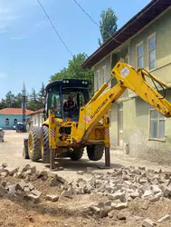 Eskişehir İnönü'de yol çalışmaları gerçekleştirildi