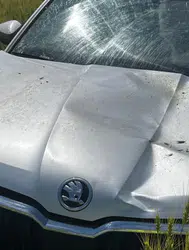 Yozgat'ta otomobil tarlaya uçtu : Sürücü yaralandı