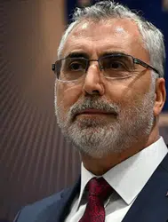 Bakan Işıkhan, Sudan Sosyal Refah Bakanı Adam ile bir arada