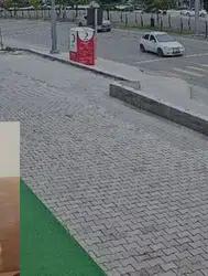 Niğde'de yaya geçidinde araba çarpan kadın yoğun bakımda, sürücü serbest