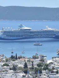 Marella Discovery kruvaziyeriyle Bodrum'a 1760 yolcu geldi