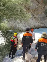 Şırnak'ta çayda kaybolan genci arama çalışmaları sürüyor