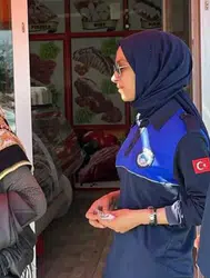 Erzincan’da zabıtadan dilencilere operasyon : Üzerlerinden çıkan paraya el konuldu