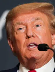 Trump'tan şaşırtan iddia : "Japonya İslam Cumhuriyeti uçak gemimize saldırdı"