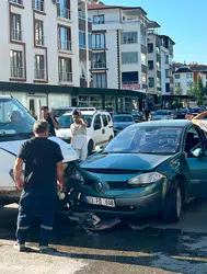 Elazığ’da ilginç kaza ! Kazadan korkup yola çıktı, motosiklet çarptı