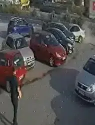 Zonguldak'ta savrulan otomobil, park halindeki 5 araca çarptı : 3 yaralı
