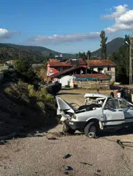 Tokat'ta otomobiller çarpıştı : 1 ölü, 3 yaralı