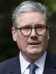 Eski İngiltere Başbakanı Keir Starmer milletvekilliğinden istifa etti