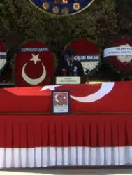 Şehit olan polis memuru için tören düzenlendi