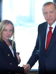 Cumhurbaşkanı Erdoğan'dan İtalya Başbakanı Meloni'ye tebrik mesajı