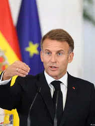 Macron: Müslümanlar ve göçmenler ülkemizi işgal etmedi