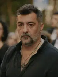 Celil Nalçakan Kimdir? Türk Tiyatro ve Sinemasının Önemli İsimlerinden Biri Olmayı Nasıl Başardı?