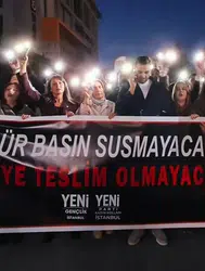Halk TV'ye Kayyım Atanması Sonrası YENİ Parti'nin Düzenlediği Destek Eylemi Neden Önemli?