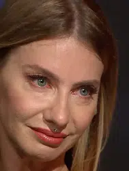 Tuba Ünsal, 'yuva yıkan kadın' iddialarına gözyaşlarıyla tepki gösterdi