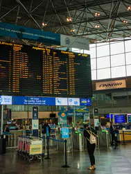 Helsinki'de insansız hava aracı tehdidi nedir ve uçuşlar neden durduruldu?