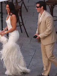 Dua Lipa ve Callum Turner'ın düğün kutlamaları 62 milyon TL'ye mal oldu