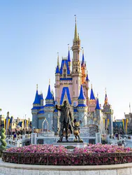 Disneyland'lerde yeni dönem : 60 milyar dolar yatırım planı neleri kapsıyor?