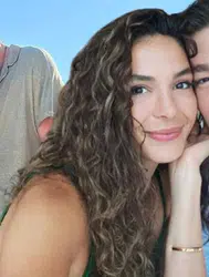Ünlü çift Ebru Şahin ve Cedi Osman Çeşme tatilinden romantik pozlar