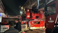 Zeytinburnu'nda kimyasal madde deposunda yangın