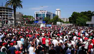 İzmir'de 23 bin işçi hakları için yürüyüşe geçti!