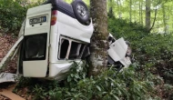Kastamonu'da feci kaza: Minibüs 80 metreden şarampole devrildi!