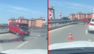 Pendik Havalimanı yolunda kaza: Otomobil bariyerlere saplandı