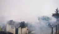 Sinop'ta ahşap ev alevlere teslim oldu: Kullanılmaz hale geldi