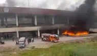 Ankara Çubuk'taki kapalı pazar yerinde yangın çıktı!