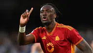 Beşiktaş'ın transfer gündemindeki Tammy Abraham kimdir? Tammy Abraham kaç yaşında? Tammy Abraham hangi takımlarda oynadı?