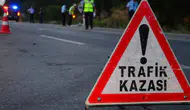 Uşak'ta otomobil ile panelvan çarpıştı: Ölü ve yaralılar var
