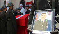 Şırnak'ta hayatını kaybeden astsubay memleketi İzmir'de toprağa verildi
