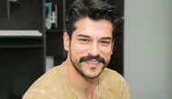Burak Özçivit'in lüks otomobili ortaya çıktı: İşte garajına eklediği yeni oyuncağı!