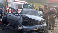 Kars'ta feci kaza: Tır ile otomobil çarpıştı! Ölü ve yaralılar var