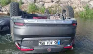 Erzurum'da aile faciası: Dereye uçan otomobilde can verdiler!
