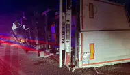 Bozüyük’te beyaz eşya yüklü çekici devrildi: 1 ölü, 1 yaralı