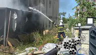 Kocaeli Kartepe’de şantiye yangını: Prefabrik bina alevlere teslim oldu