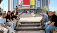 Buca Belediyesi'nde maaş krizi: İşçiler iş bırakma eyleminde!