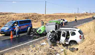 Şanlıurfa'da feci kaza! Otomobille traktör çarpıştı: 1 ölü, 2 yaralı!