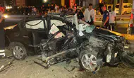 Kocaeli'de korkunç kaza! Otomobil köprü ayağına çarptı: 2 ağır yaralı