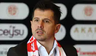 Emre Belözoğlu dünyaca ünlü golcüyle görüştü: Transfer bombasını Antalyaspor patlatacak