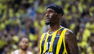 Phoenix Suns, Fenerbahçe Beko'dan ayrılan Nigel Hayes-Davis'i kadrosuna kattı