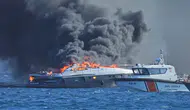 Balıkesir'in Erdek ilçesinde tekne yangını